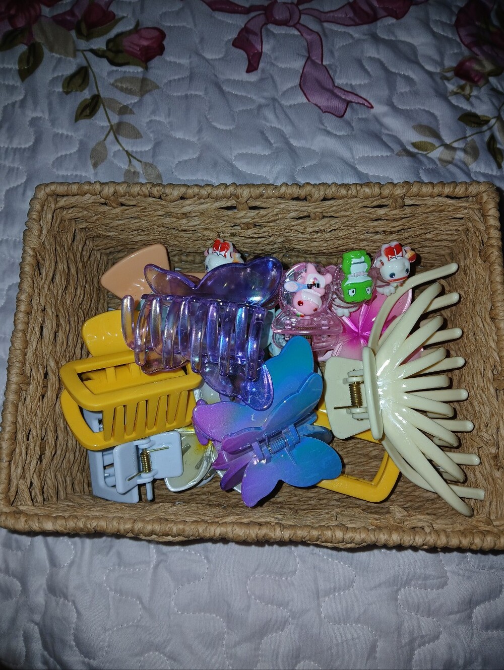 10pcs Assorted Hair Clips and Accessories - Multicolor